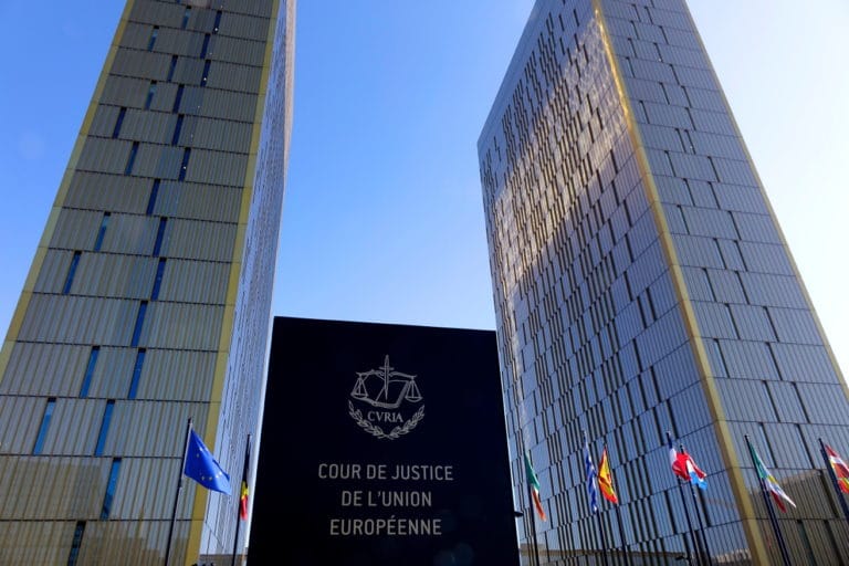 Rinvio alla Corte di Giustizia Europea: Un’importante vittoria per i consumatori